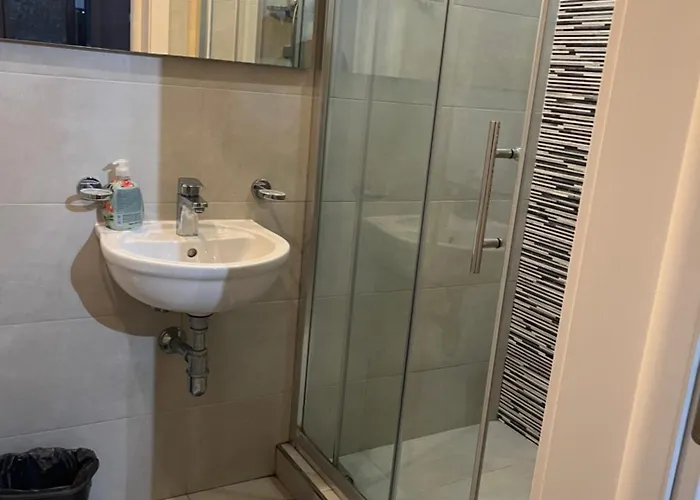 Seafront Place Spinola Stjulians * Saint Julian's